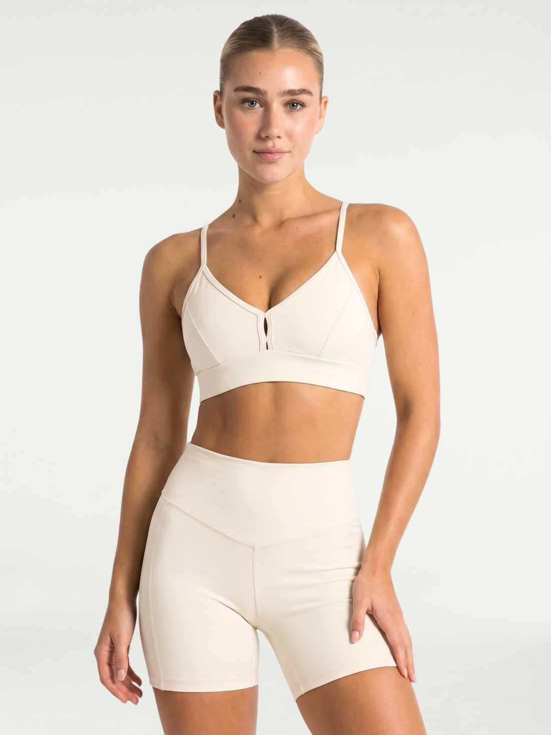 Conjunto Short Bolso + Top Move | Off White