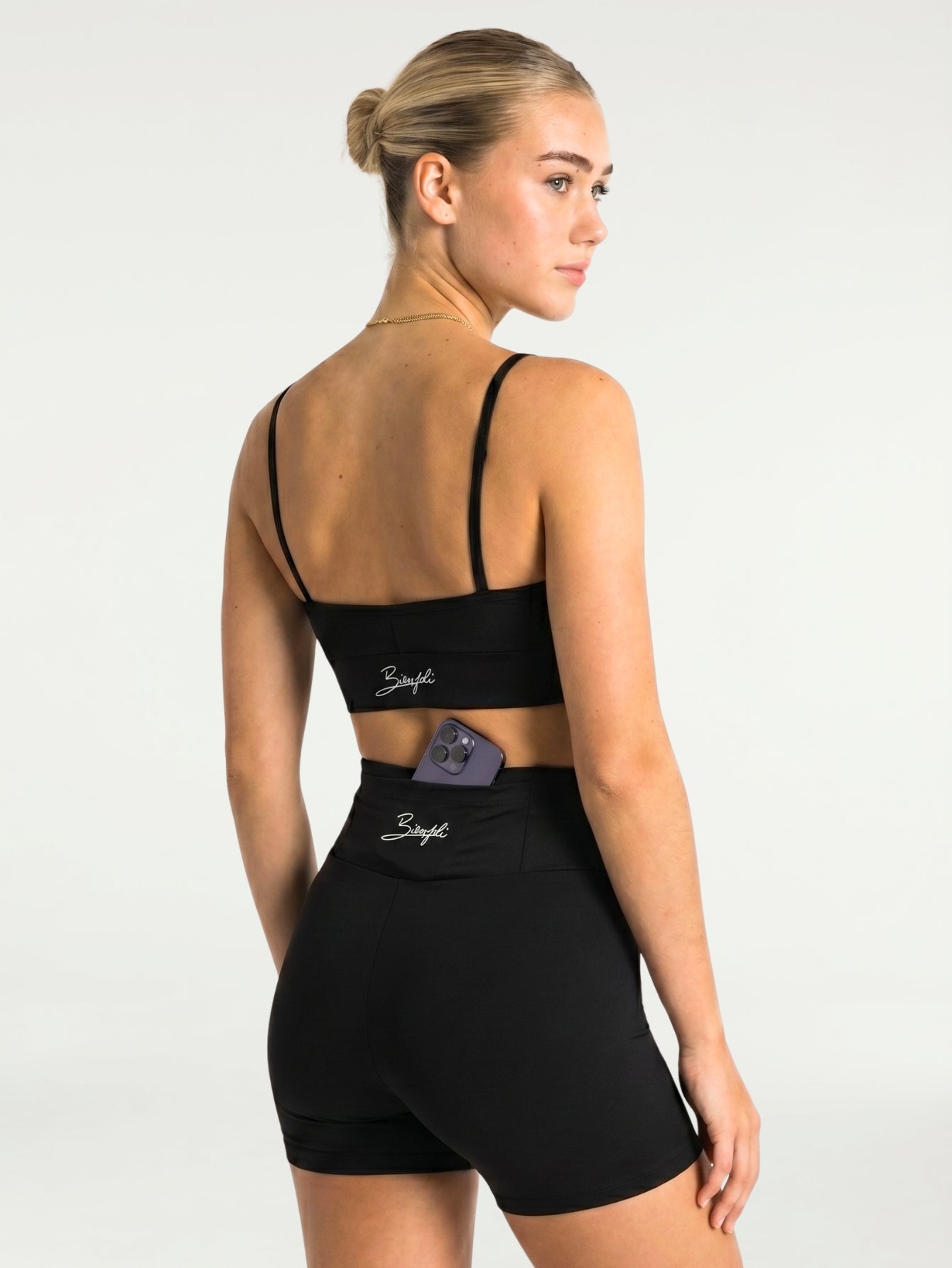 Short com Bolso Move | Preto