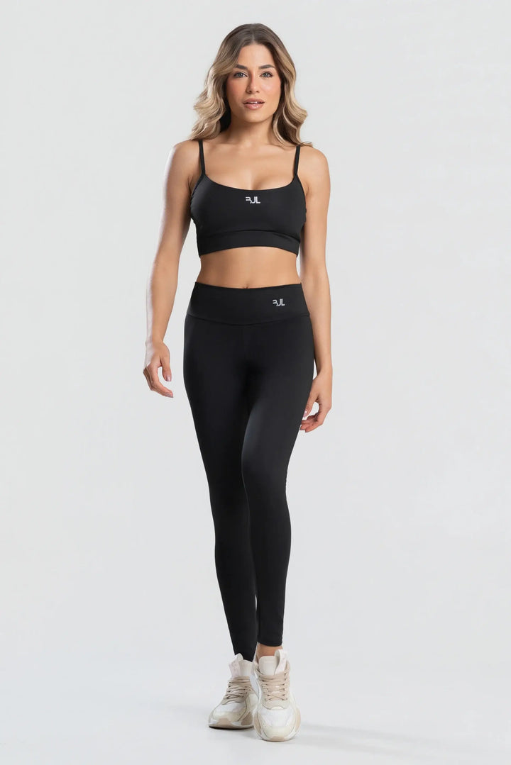 Conjunto Legging + Top Essentials | Preto