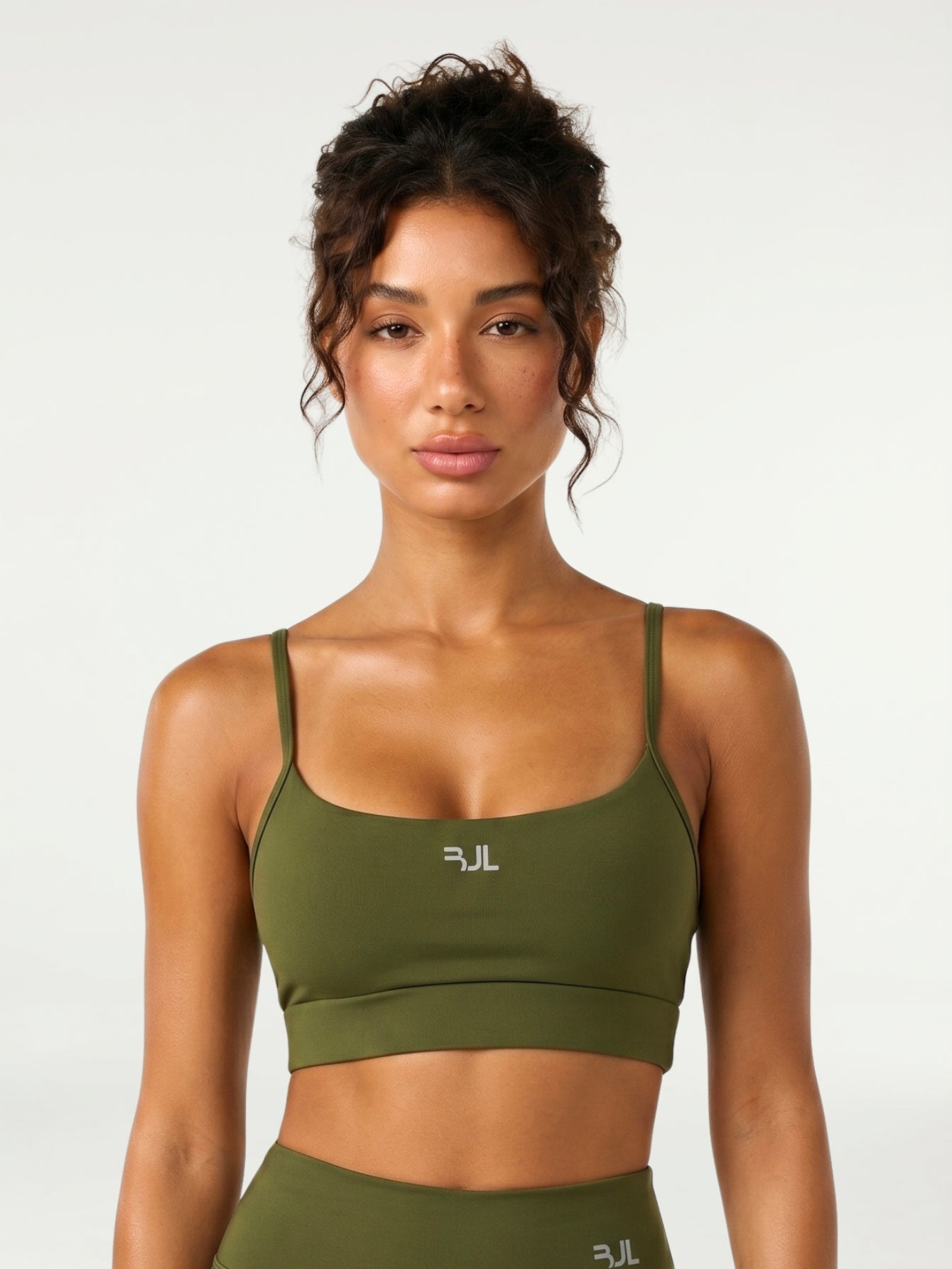 Top Essentials | Verde Militar