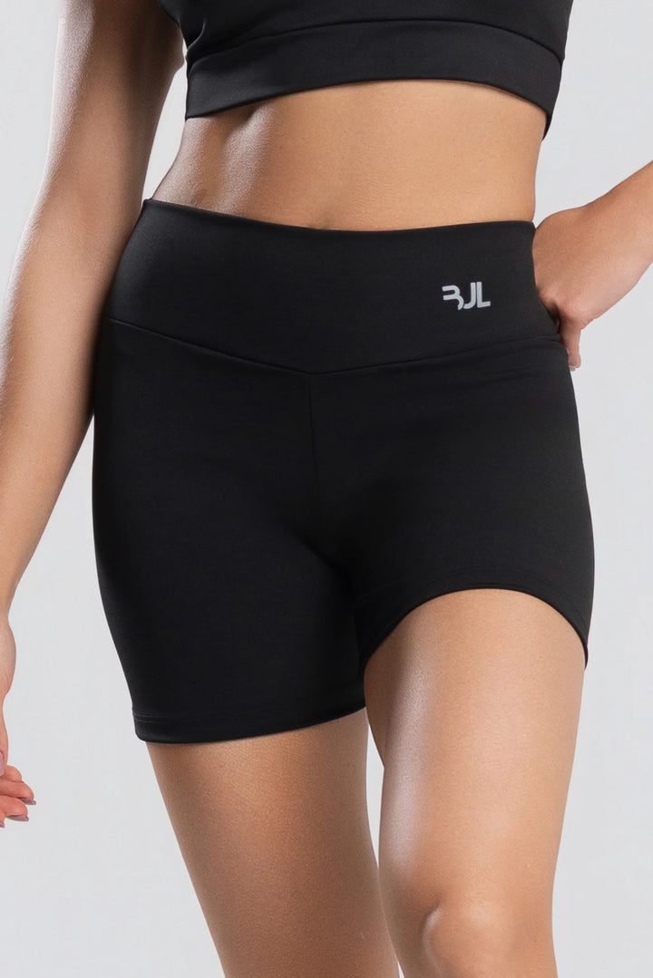 Short Essentials | Preto