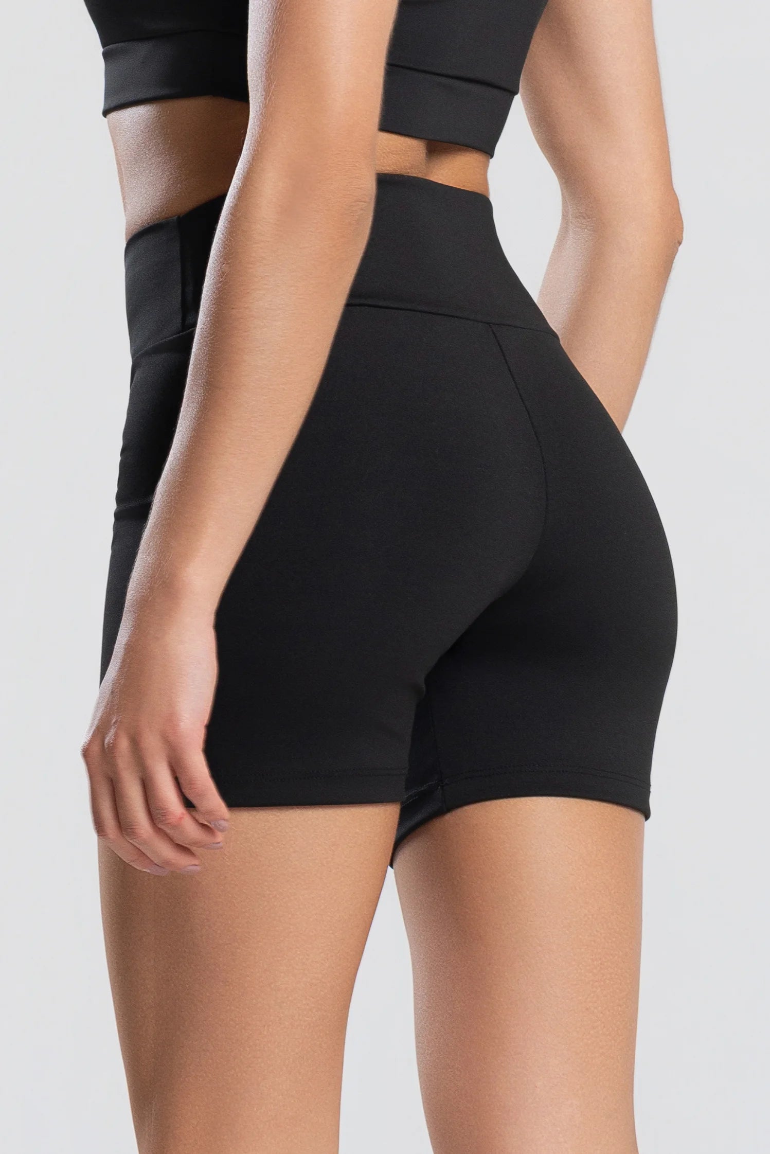 Conjunto Short + Top Essentials | Preto