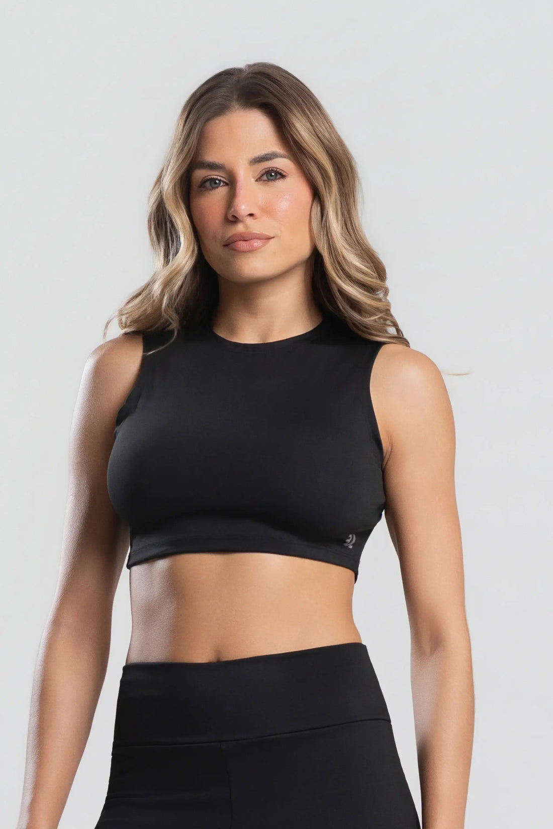 Conjunto Legging Flare + Cropped Essentials | Preto