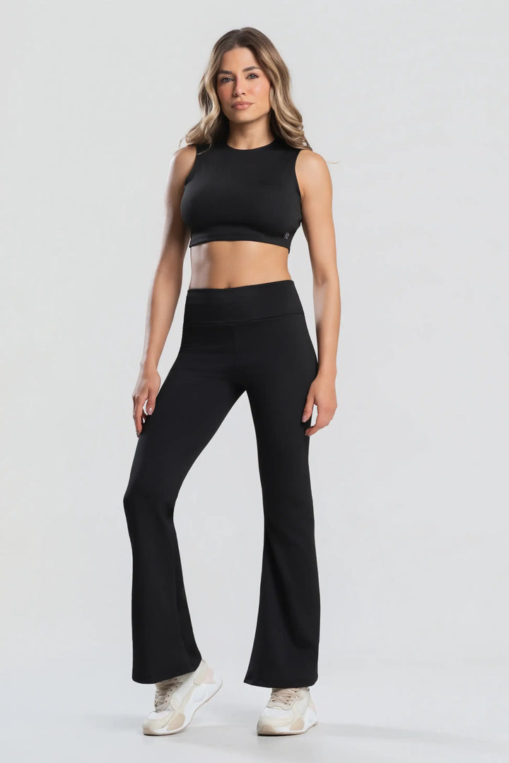 Conjunto Legging Flare + Cropped Essentials | Preto