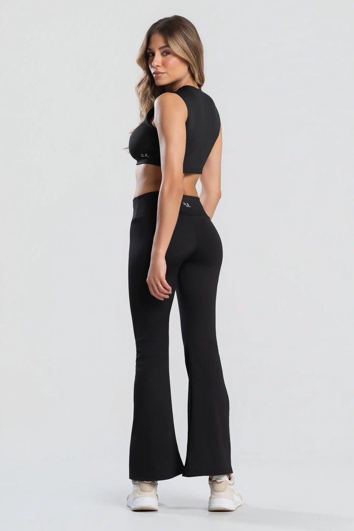 Conjunto Legging Flare + Cropped Essentials | Preto